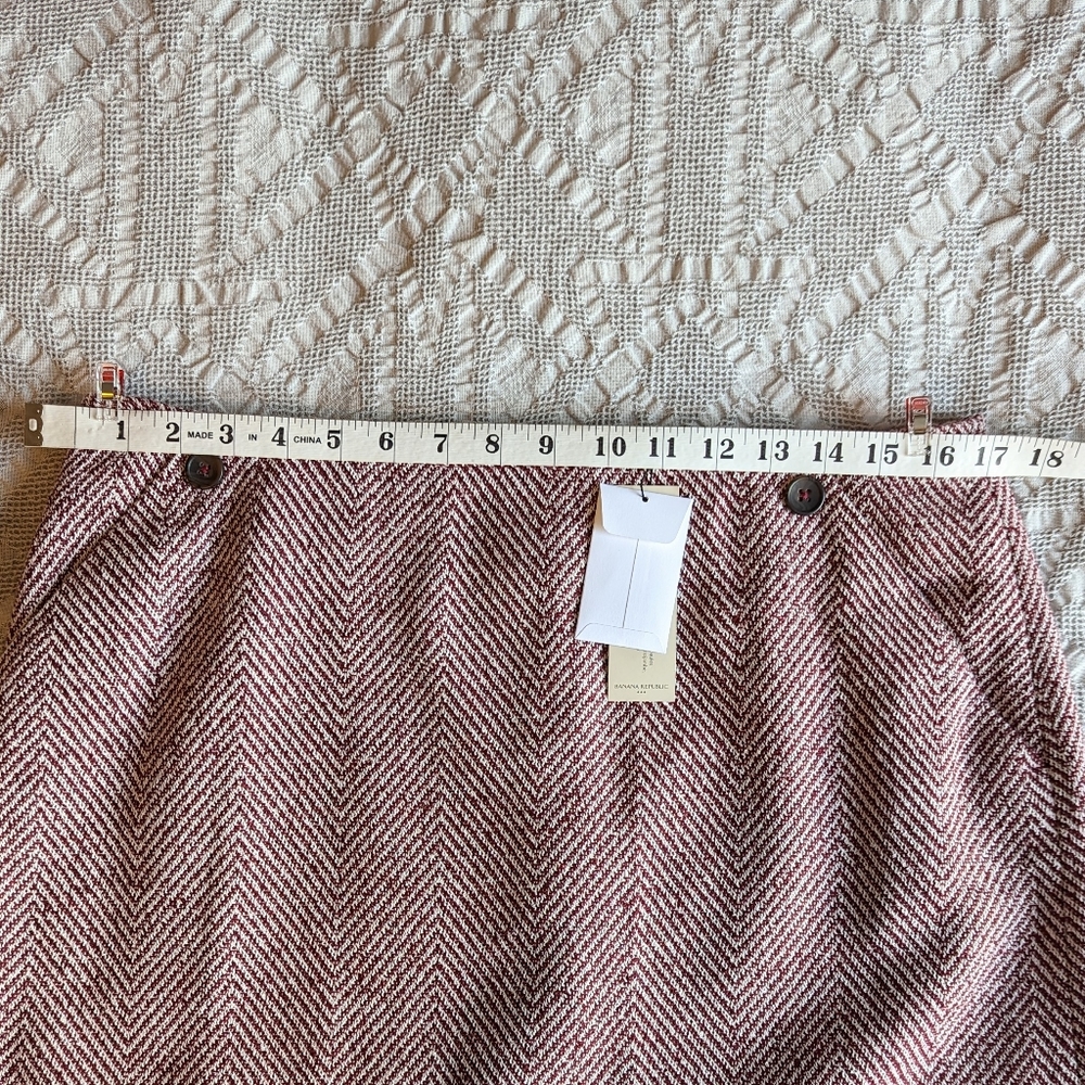 Banana Republic Petite Burgundy Herringbone Skirt with Pockets - New with Tags - Picture 3 of 5